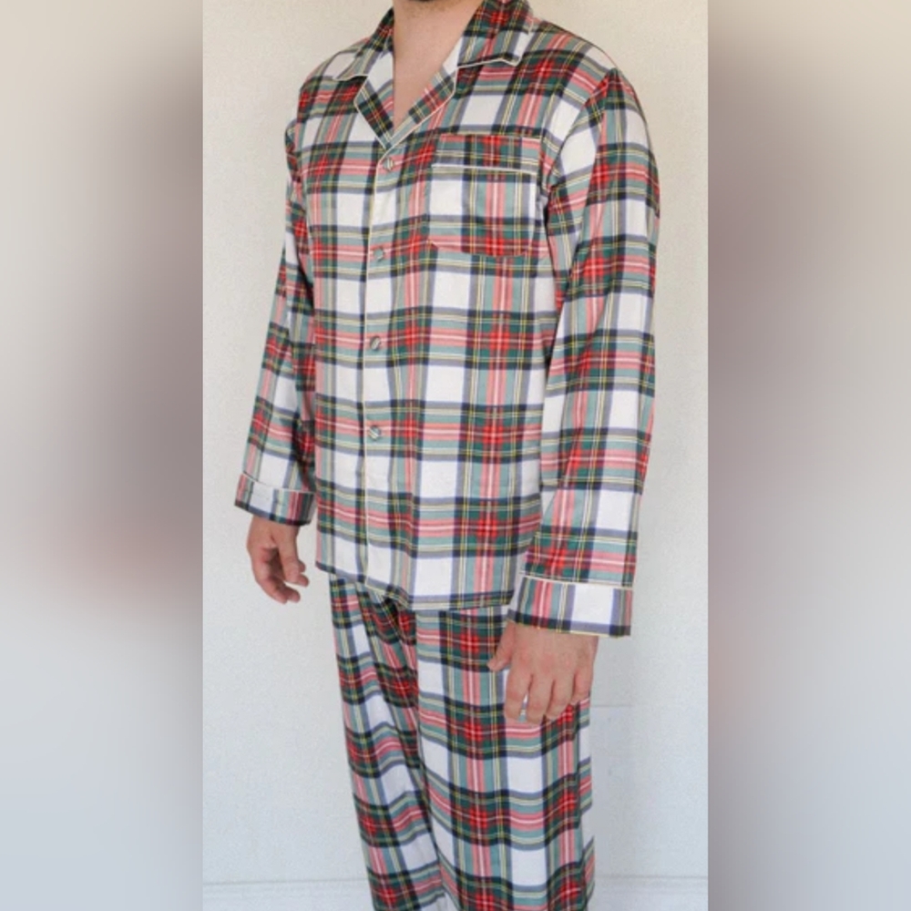 Bon Viviann Satin Holiday Plaid Pajama Set Men Large Christmas Pajamas